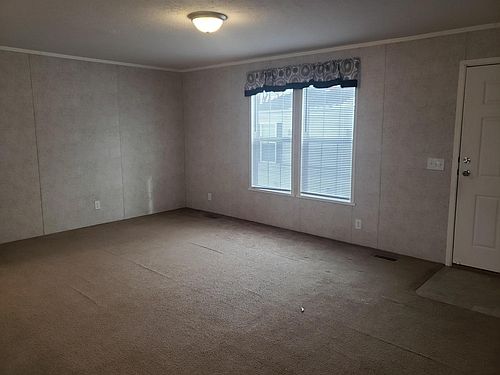 2nd image of 9763 Edgewood Ct