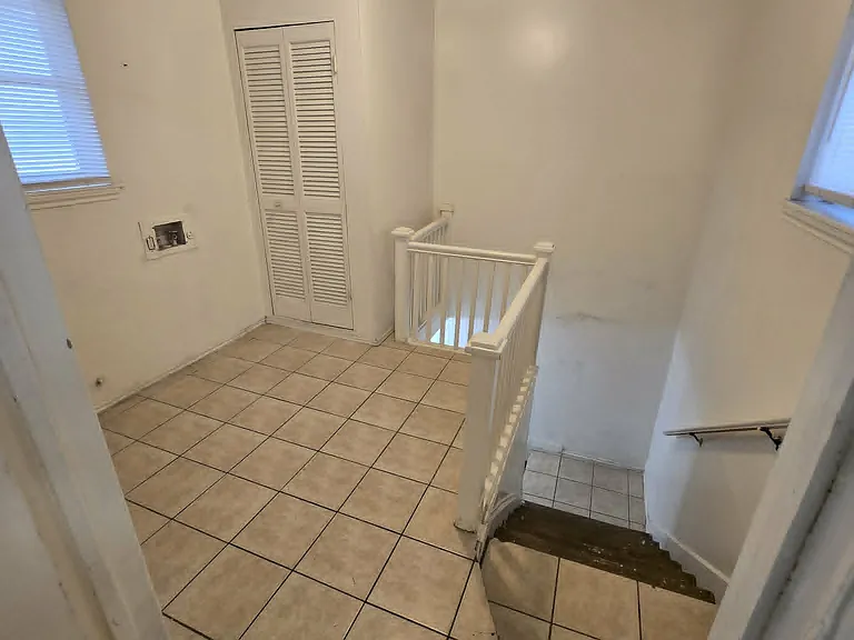 311 Calgary Ave #C — Photo 14