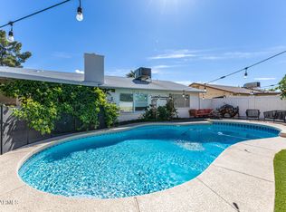 864 W Kilarea Ave, Mesa, AZ 85210
