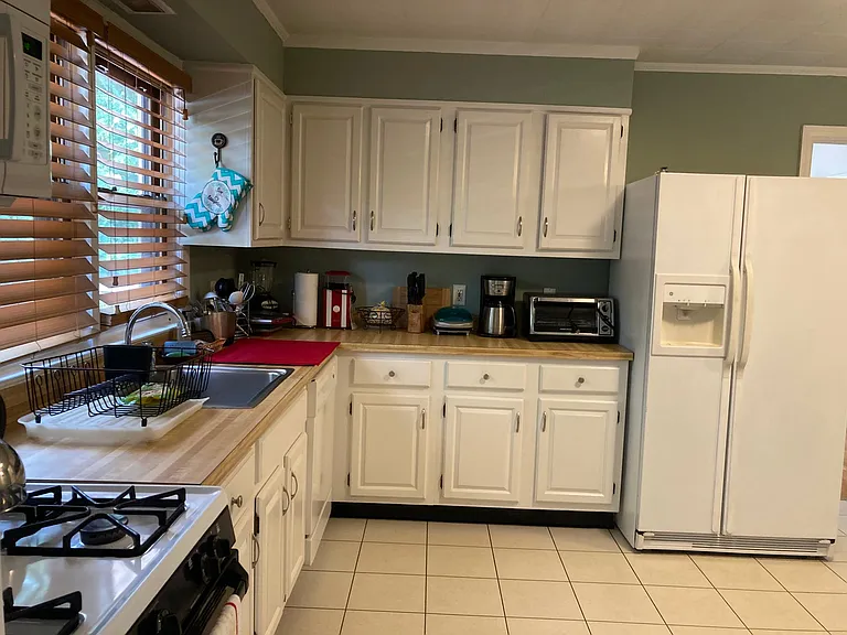 1727 River Rd — Photo 4