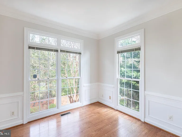 9588 Lagersfield Cir — Photo 16