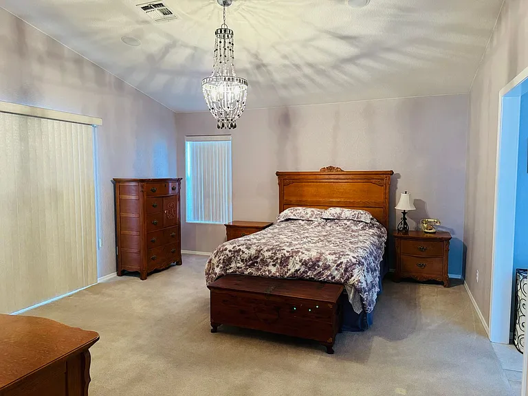 2057 E Sandtrap Ln — Photo 10