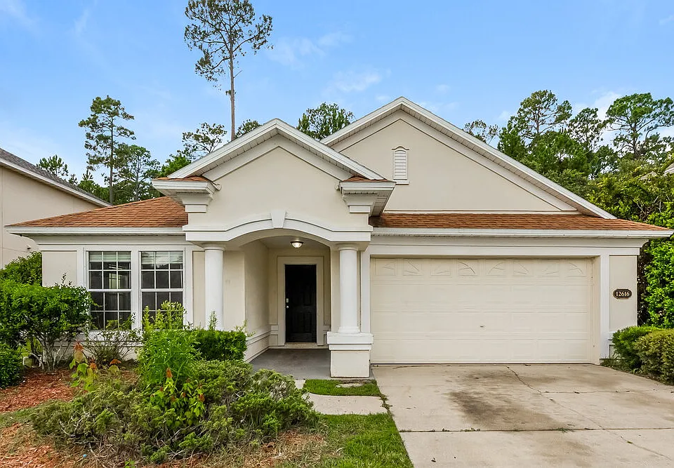 12616 Pine Marsh Way