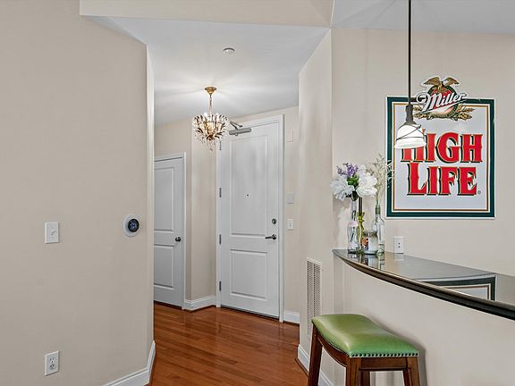 3rd image of 601 Main St APT 118