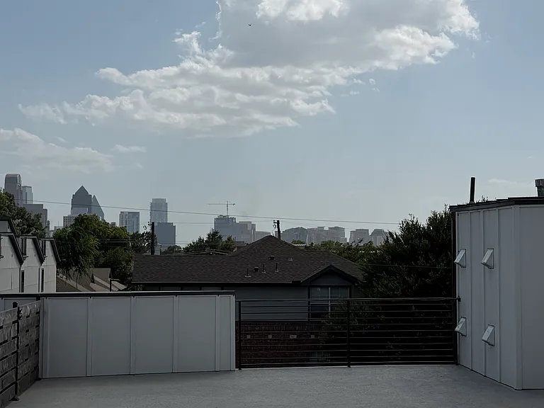 1926 California Dr — Photo 23