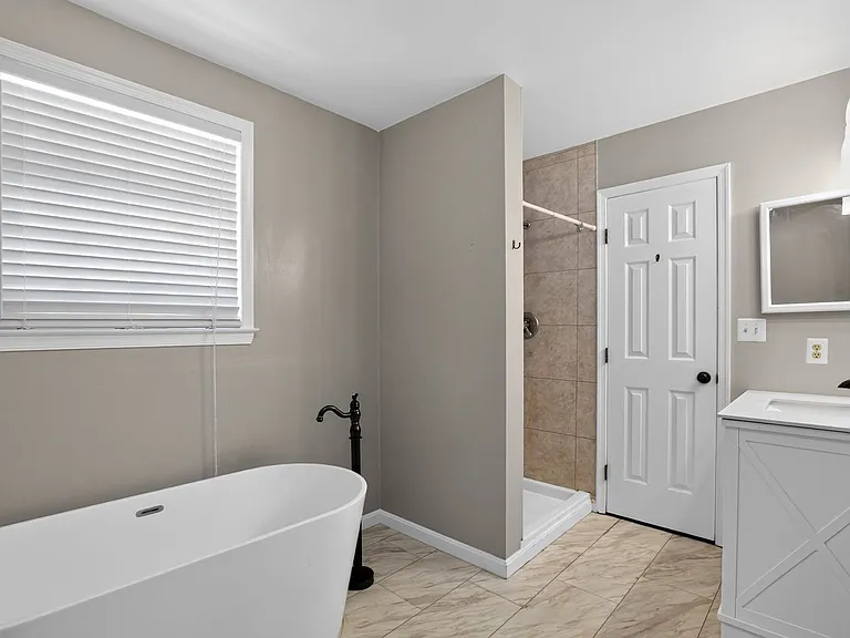 3758 Tarrington Pl — Photo 13