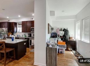 3741 W Addison St #2, Chicago, IL 60618