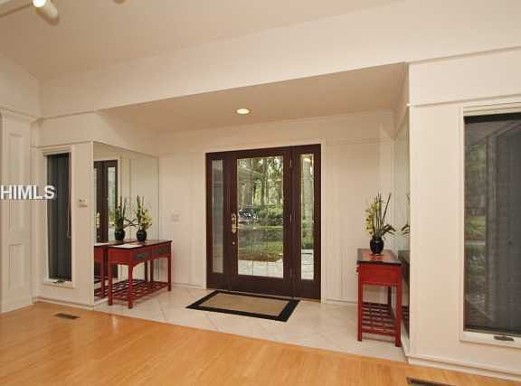4th image of 8 Woodbine Pl