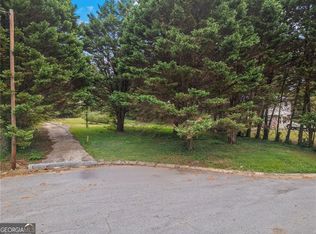 6082 Kathie Ct, Ellenwood, GA 30294