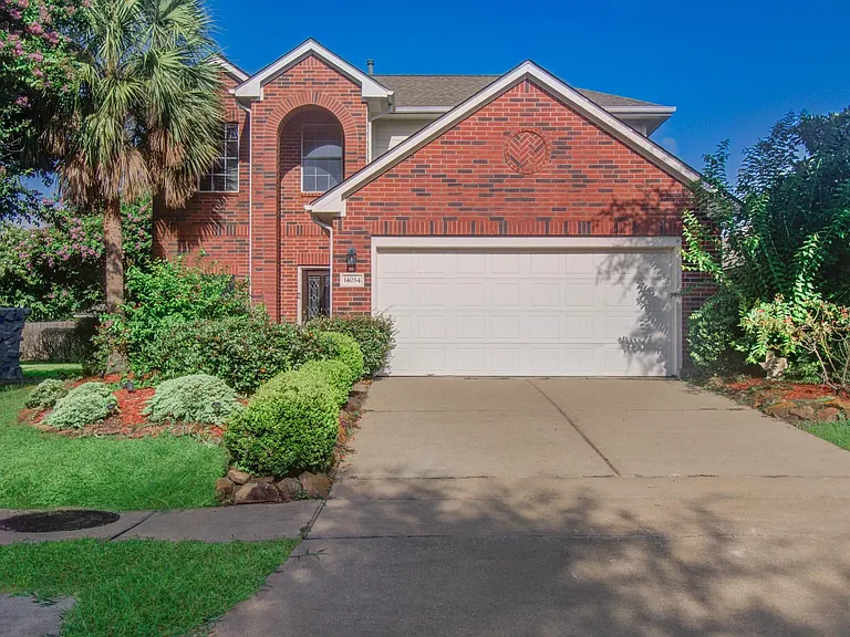 14034 Chelseahurst Ln — Photo 1