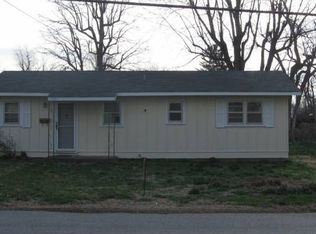 418 S Mill St, Marshfield, MO 65706