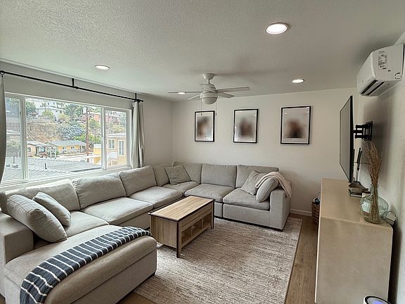 2nd image of 2958-68 Reynard Way #2966