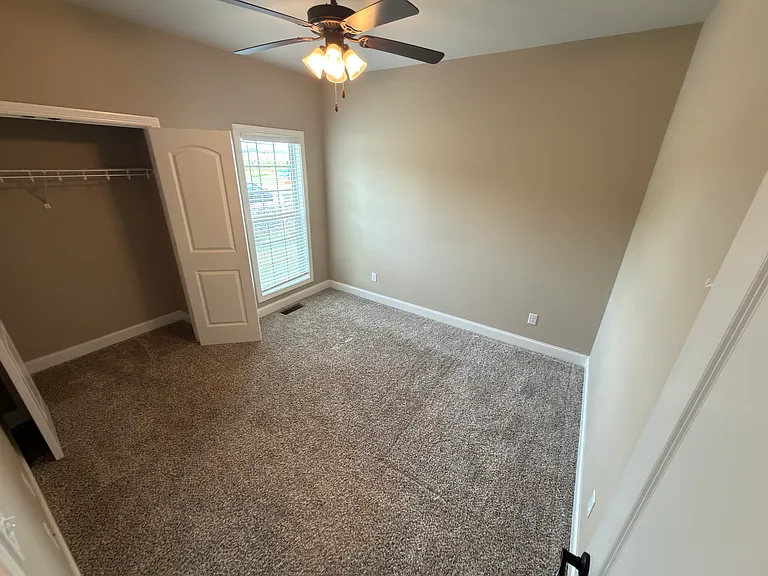 4201 Legacy Pointe St — Photo 17