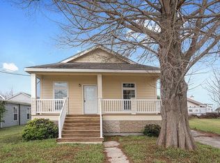 1704 Center St, Arabi, LA 70032