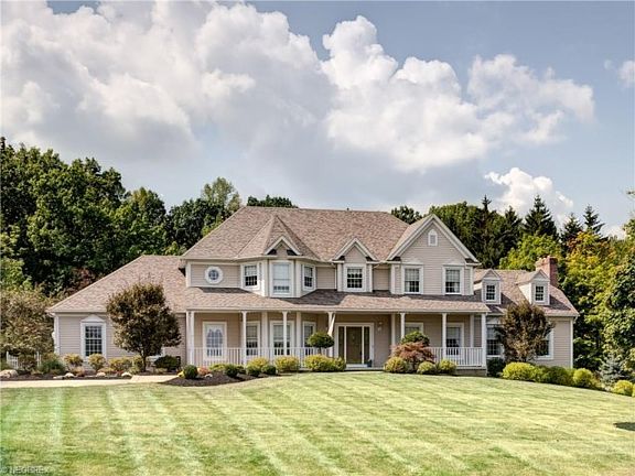 2nd image of 4156 Swan Lake Dr