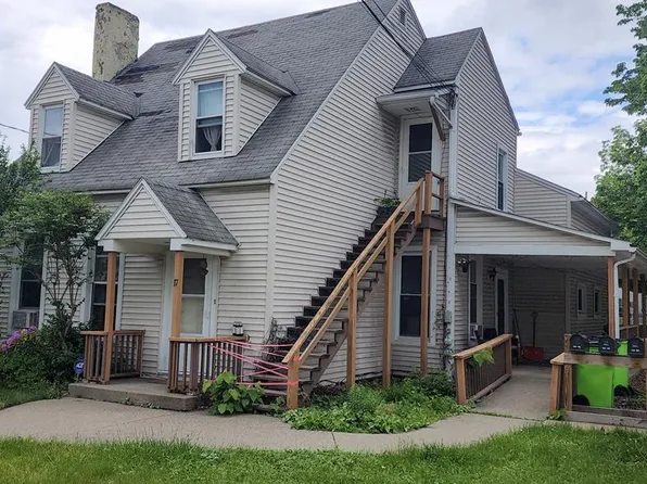 17 E William St, Bath, NY 14810