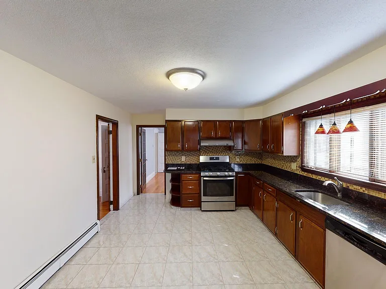 76 Pearson Rd #1 — Photo 3