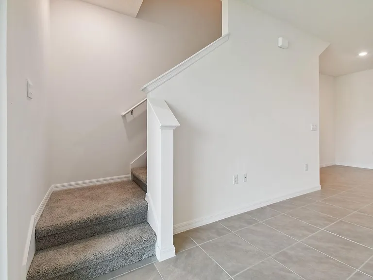 32895 Regent Canal St — Photo 18