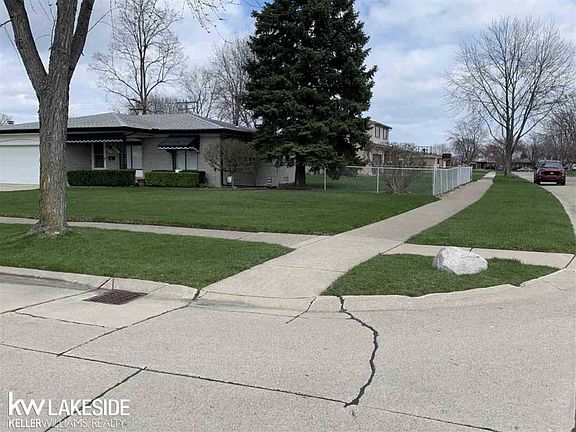 2nd image of 36316 Bahama Dr