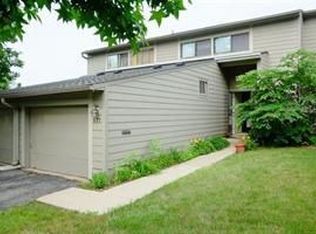 671 Skynob Dr, Ann Arbor, MI