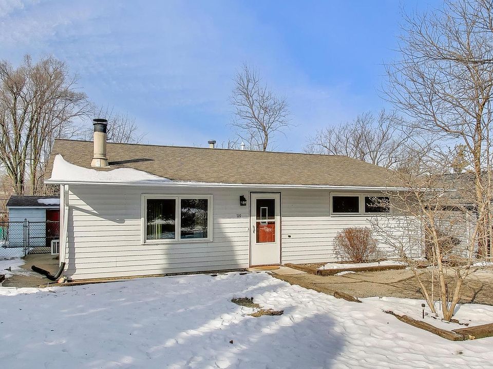1st image of 119 Lake Dr