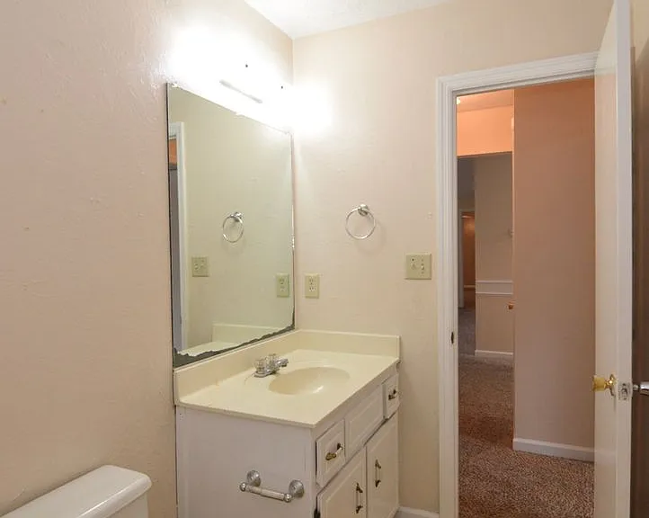 4154 Arlington Rd — Photo 29