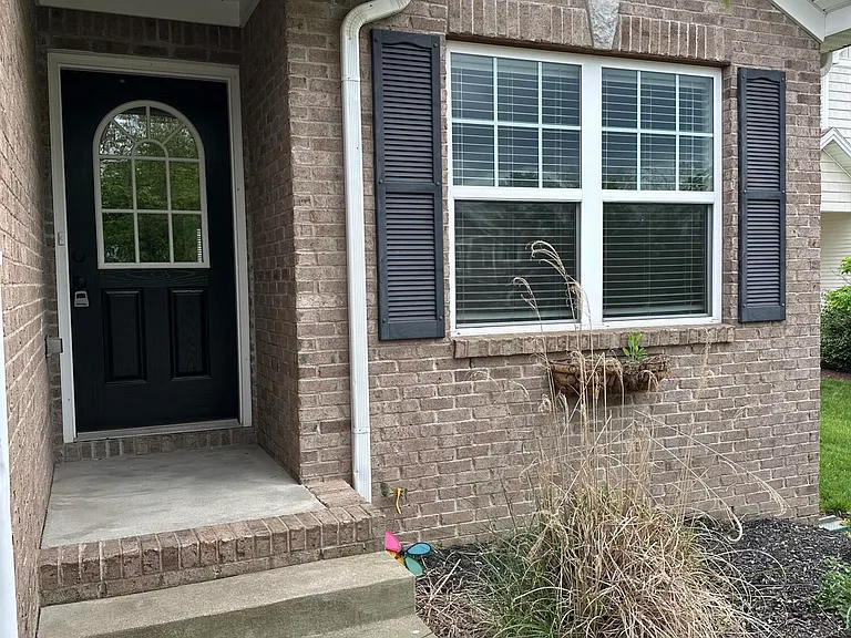 126 High Pointe Dr — Photo 4