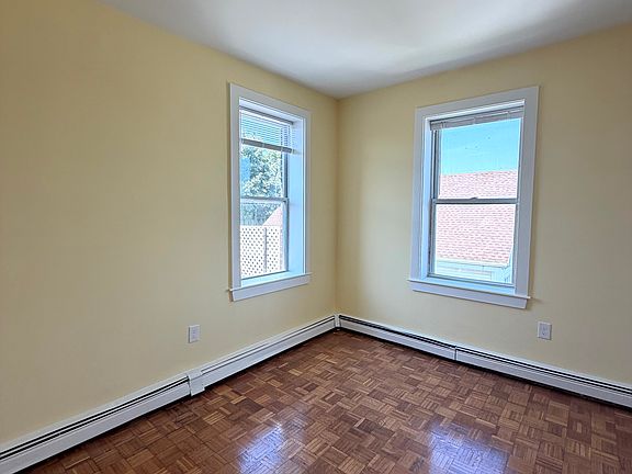 4th image of 2 Malden St APT 5
