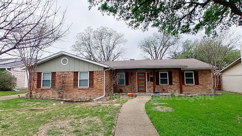 1st image of 12209 Cedar Bend Dr