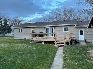 404 S 6th St, Onida, SD 57564