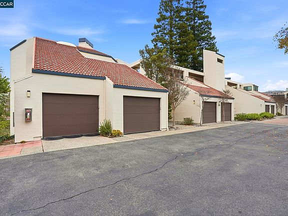 4th image of 1221 Avenida Sevilla APT 1B