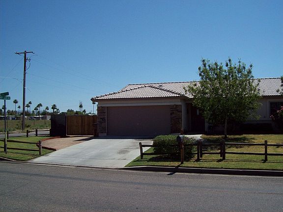 Driveway & Garage