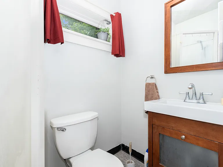 202 N Main St #1 — Photo 6
