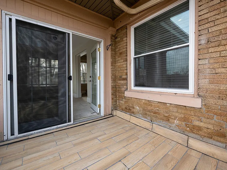 3349 Whitfield Ave #2 — Photo 38