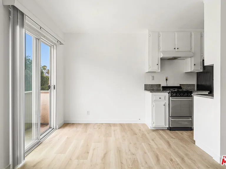 1916 Pacific Ave #2 — Photo 8