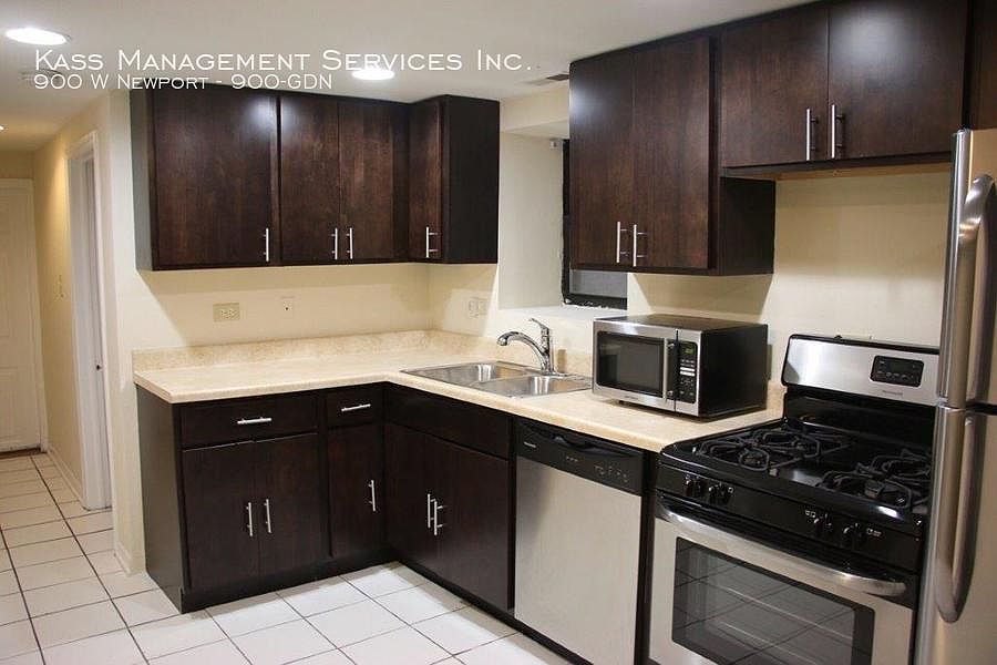 1st image of 900 W Newport Ave #900GDN