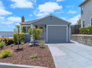 10007 Burr St, Oakland, CA 94605