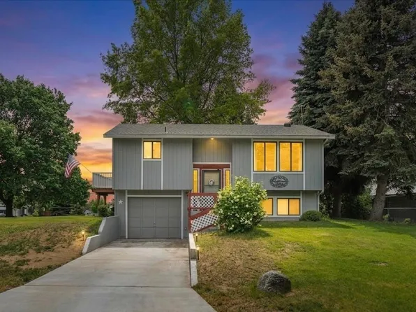 1514 E 4th St, Deer Park, WA 99006