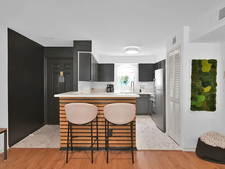 12100 Melville Dr #403D — Photo 2