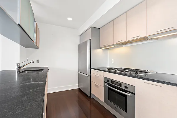 Sold by Compass | media 6