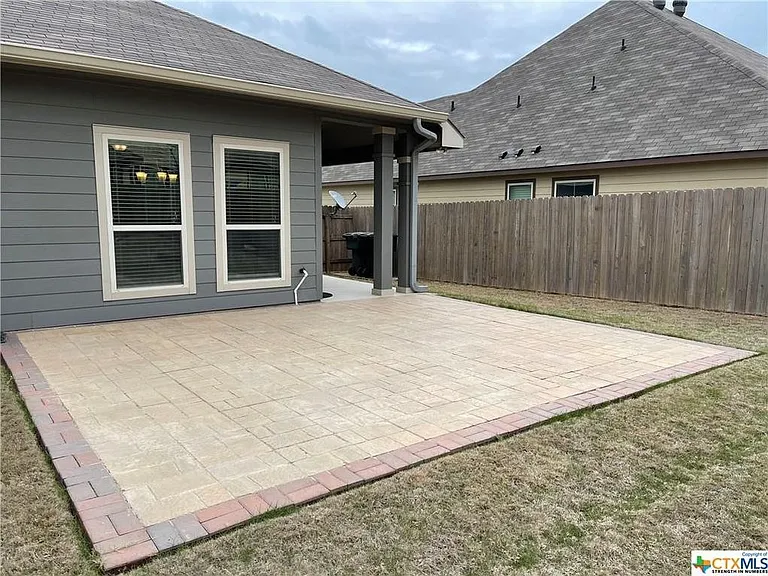 8218 Northgate Loop — Photo 13