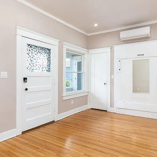 109A N Columbus Ave #A — Photo 6