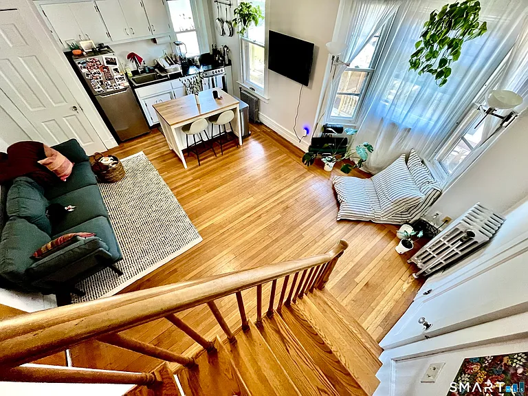 738 Whitney Ave #5 — Photo 1