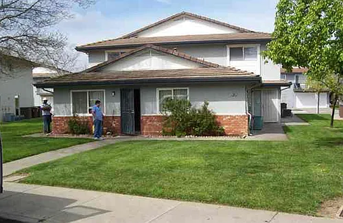 2106 Peppertree Way #3 Photo 1