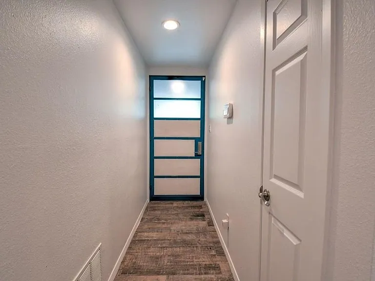 6605 Clubway Ln — Photo 6