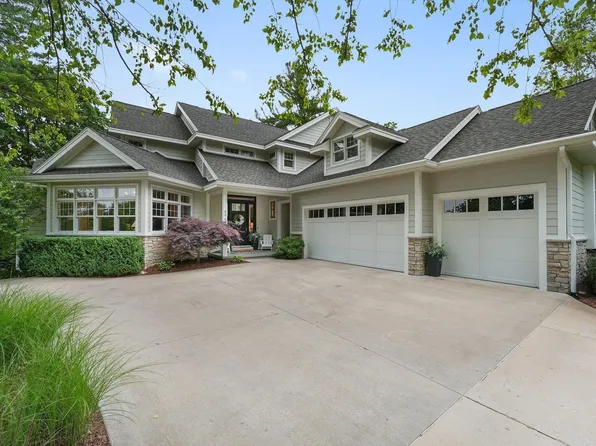 696 Old Incochee Farm Trl, Traverse City, MI 49684