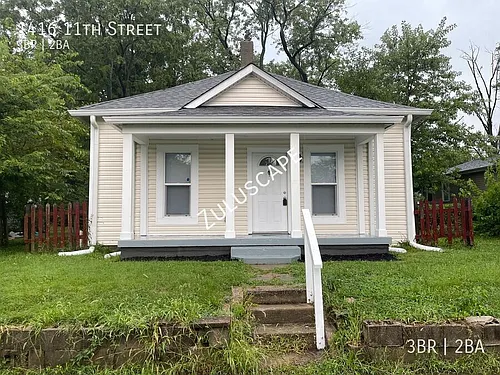 1416 W 11th St Photo 1 1416 W 11th St Photo 1