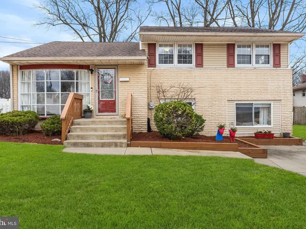 35 Scheina Ln, Barrington, NJ 08007