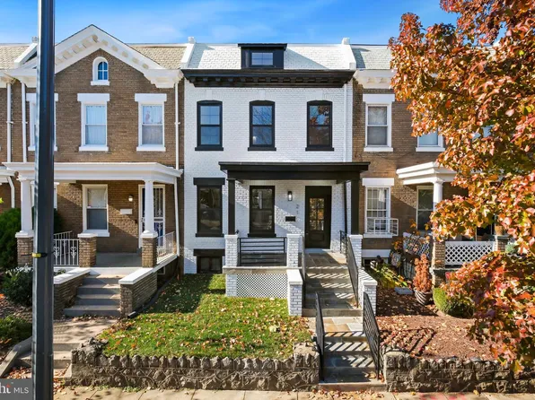 21 16th St SE, Washington, DC 20003