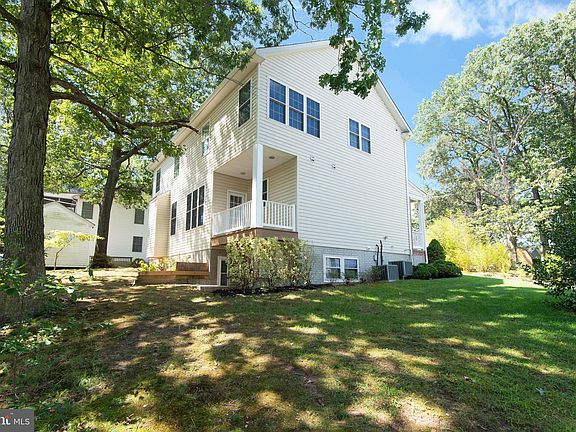 2nd image of 7205 Larrimore Dr